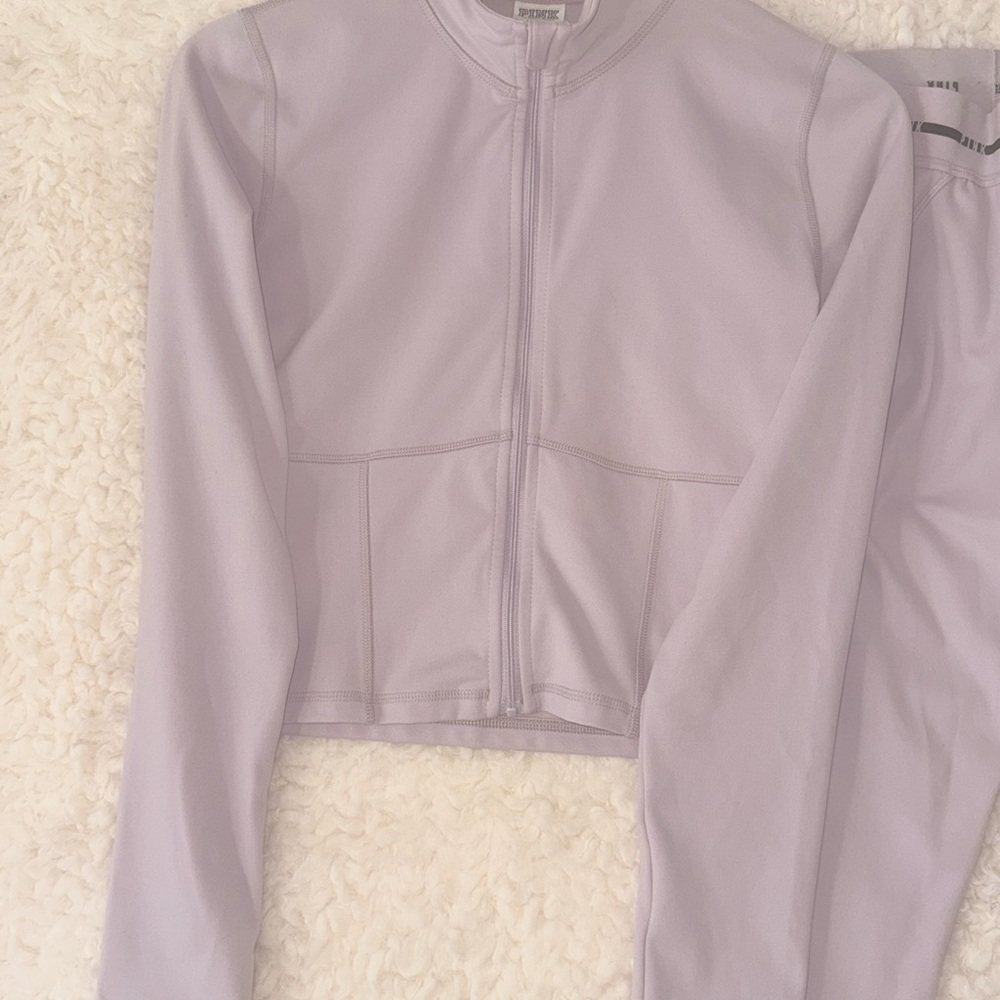 Women's PINK by VICTORIA SECRET Lavender Activewear Set - Picture 4 of 6